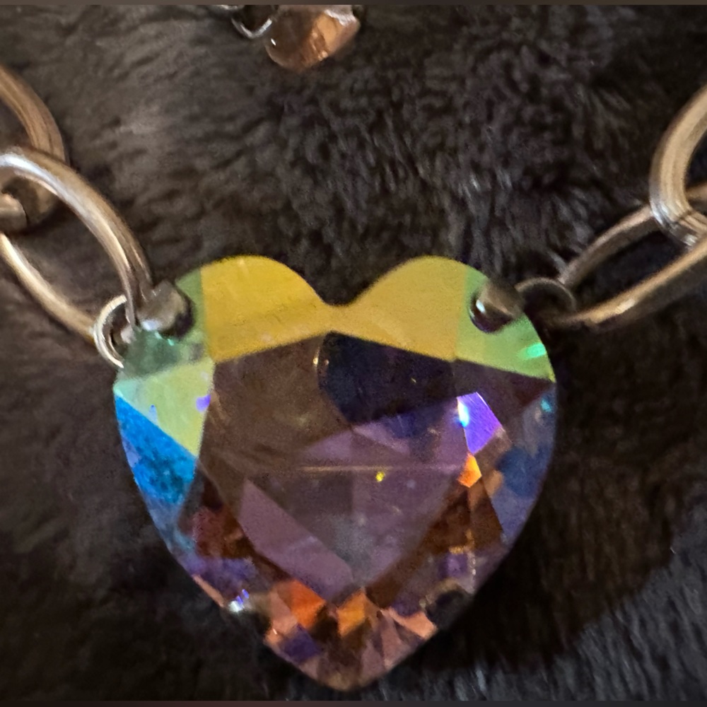 Sabika Anniversary Heart necklace. Absolutely stunning